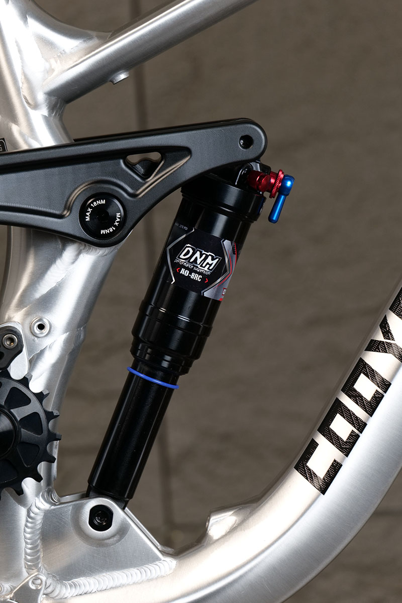 Telaio Full Suspension FR/DH/A - Mountain Biking Track recensione e prezzo